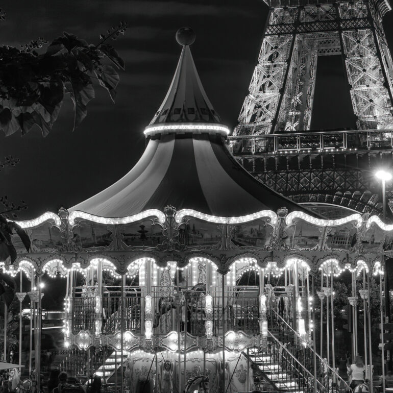 Paris_Carousel_nb-2